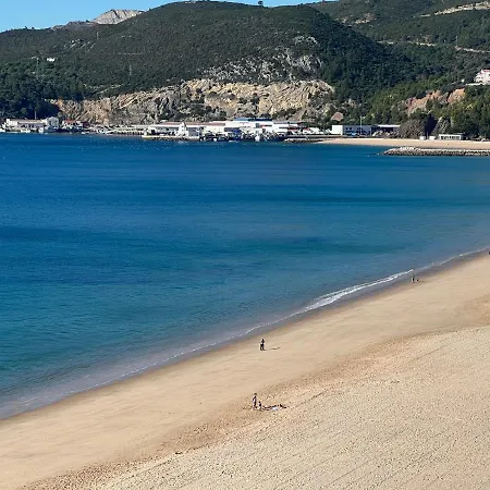Sea Breeze Sesimbra