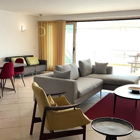 Sea Breeze Apartment
